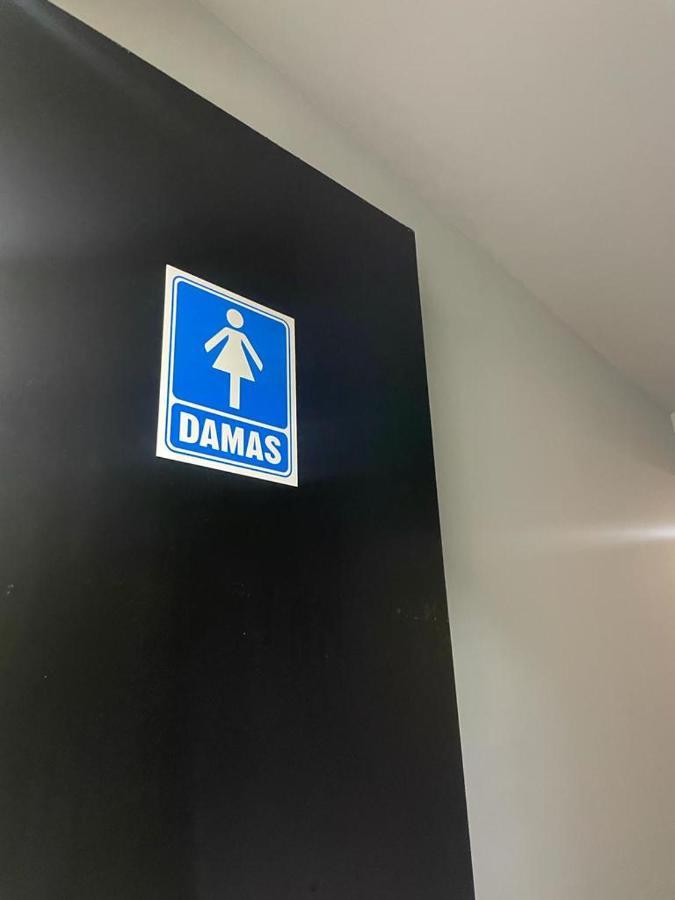 Check Inn Hostal Aeropuerto Gdl Las Pintas Экстерьер фото