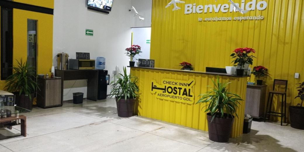 Check Inn Hostal Aeropuerto Gdl Las Pintas Экстерьер фото